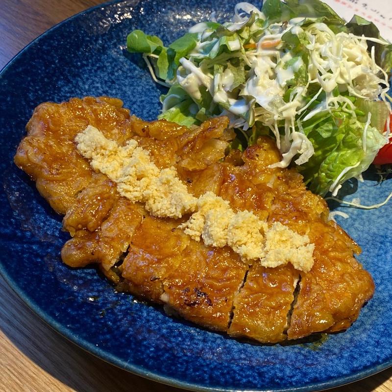 極厚特製豚しょうが焼き定食(会津ブランド馬刺し専門店 さくらの町屋 別邸 青山)