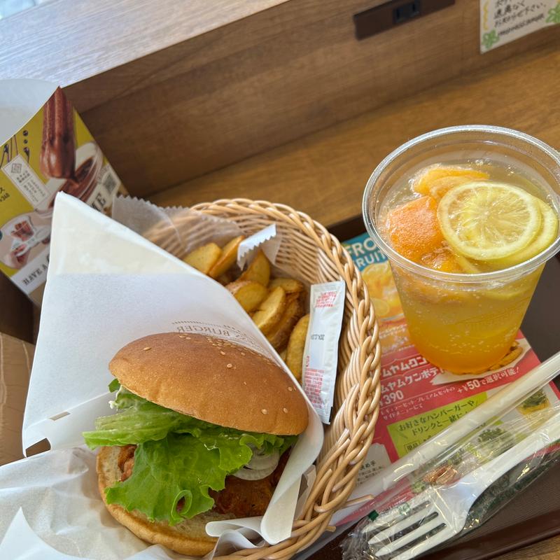 塩レモンチキンバーガー＋プレミアムセット(フレッシュネスバーガー神田須田町)