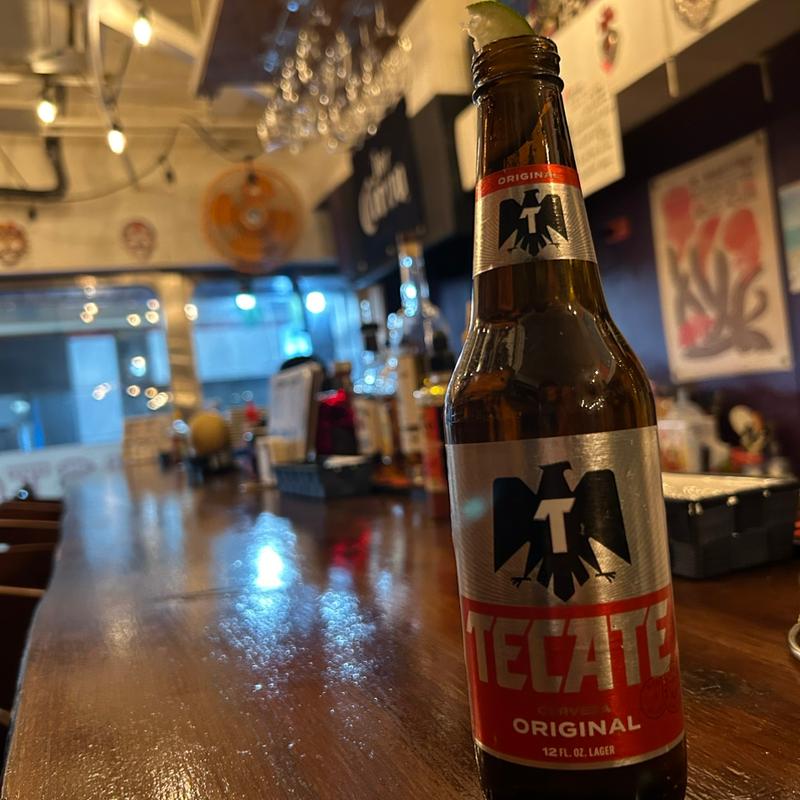 メキシコビール(テカテ)(victoria （ヴィクトリア）)