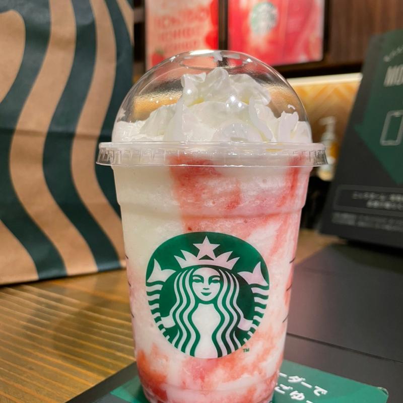 スターバックス ストロベリー フラペチーノ(スターバックス・コーヒー 仙台クリスロード店 )
