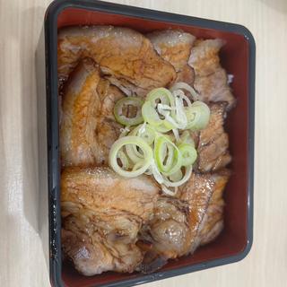 チャーシュー丼(麺ゃ けん)