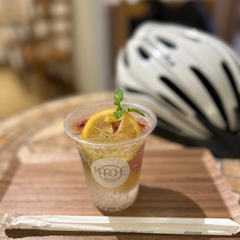 食べて飲めるフルーツポンチ(マルシェ ビバーチェ（Marche Vivace）)