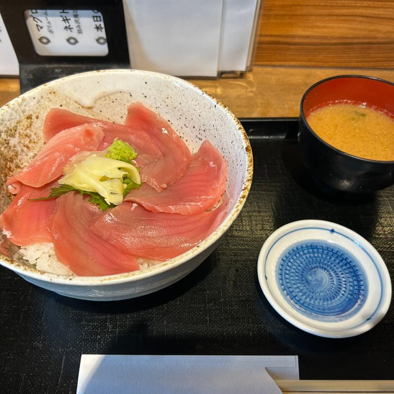 マグロ丼(Funabashi まぐろ LABO （マグロラボ）)