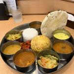 ノンベジミールスセット(カレーリーブス カフェ&レストラン)