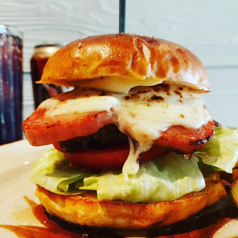 スパムハニーチーズバーガー(だるま珈琲)