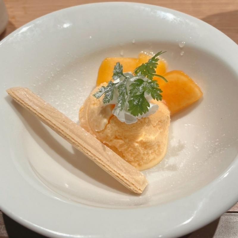 メロンとメロンシャーベット(国産牛焼肉食べ放題 あぶりや 阪急高槻市駅前店)