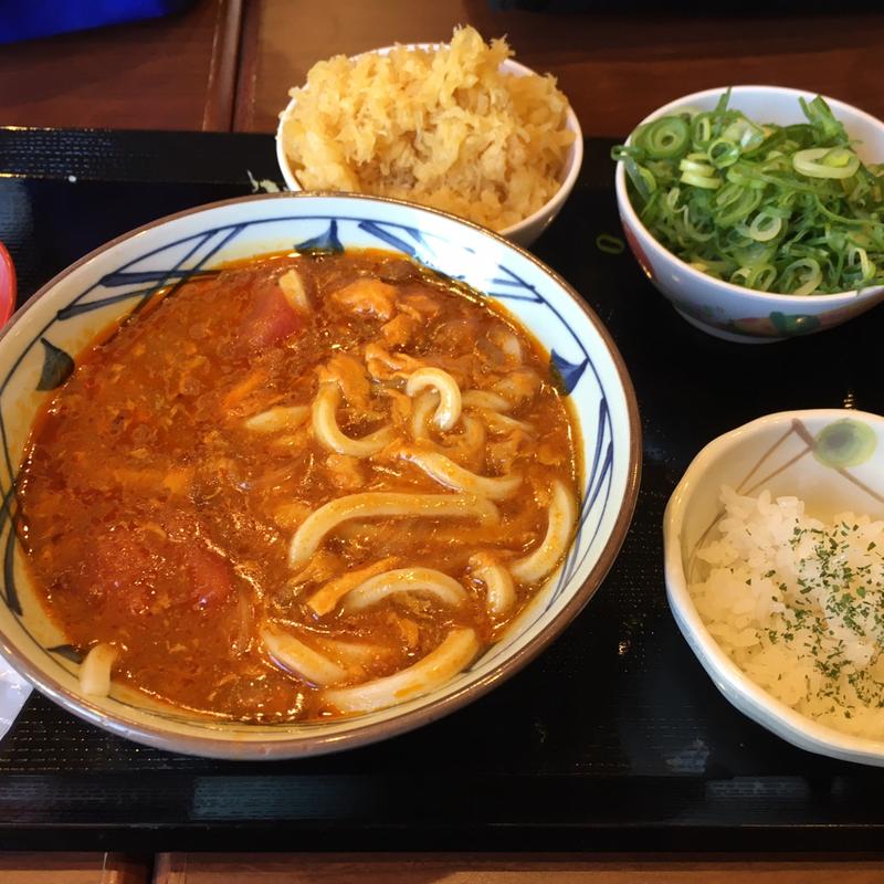 トマたまカレーうどん(丸亀製麺西月隈)