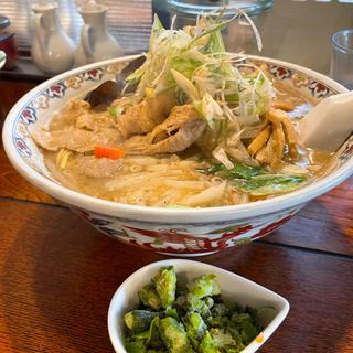 薬膳味噌大盛+青唐辛子(ラーメン･餃子 ハナウタ)