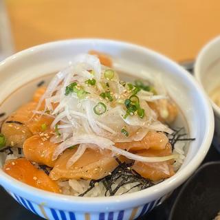 オニオンサーモン丼(なか卯 すすきの西店 )