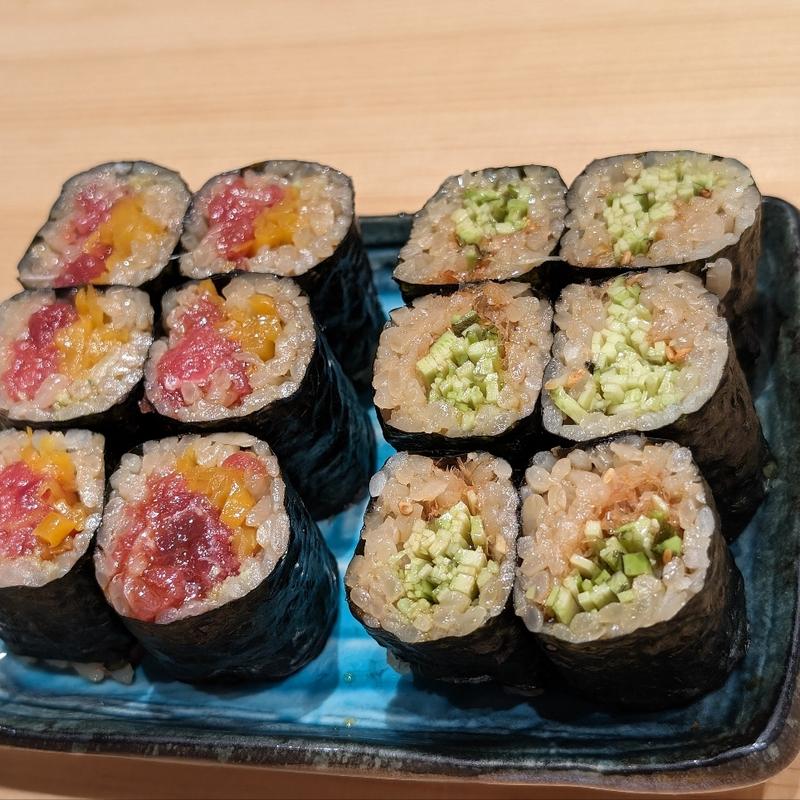 巻物各種(すし 其一（スシ キイツ, KIITSU）)