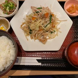 肉野菜炒め定食(大戸屋 宮古店 )