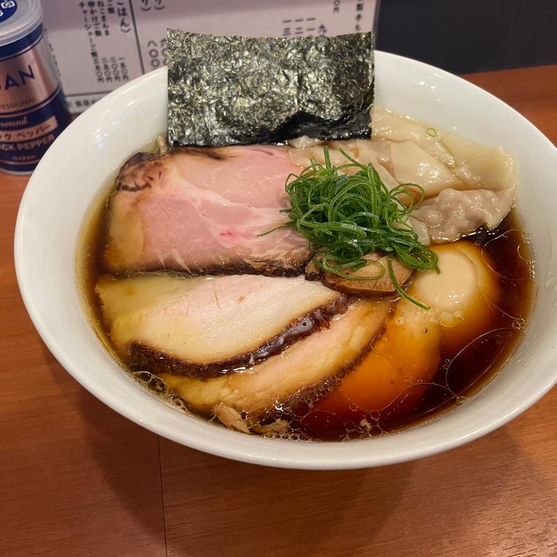 醤油 特製ラーメン(自家製手もみ麺 鈴ノ木)