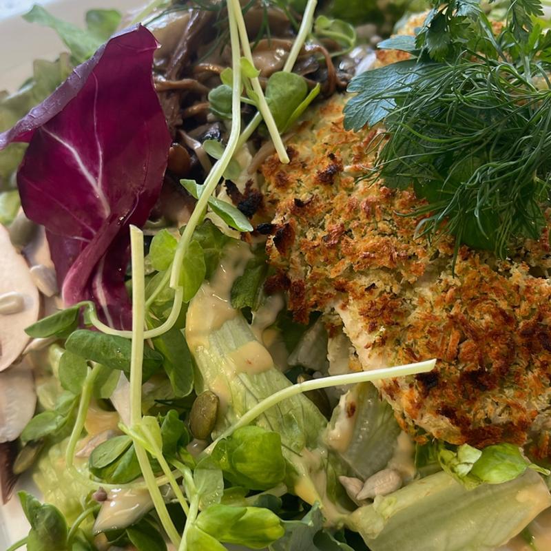 サラダ丼ランチ　トッピング2種(サンクスネイチャー 恵比寿)