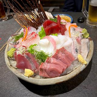 お刺身盛り合わせ(牛たん炭焼 利久 西口本店)