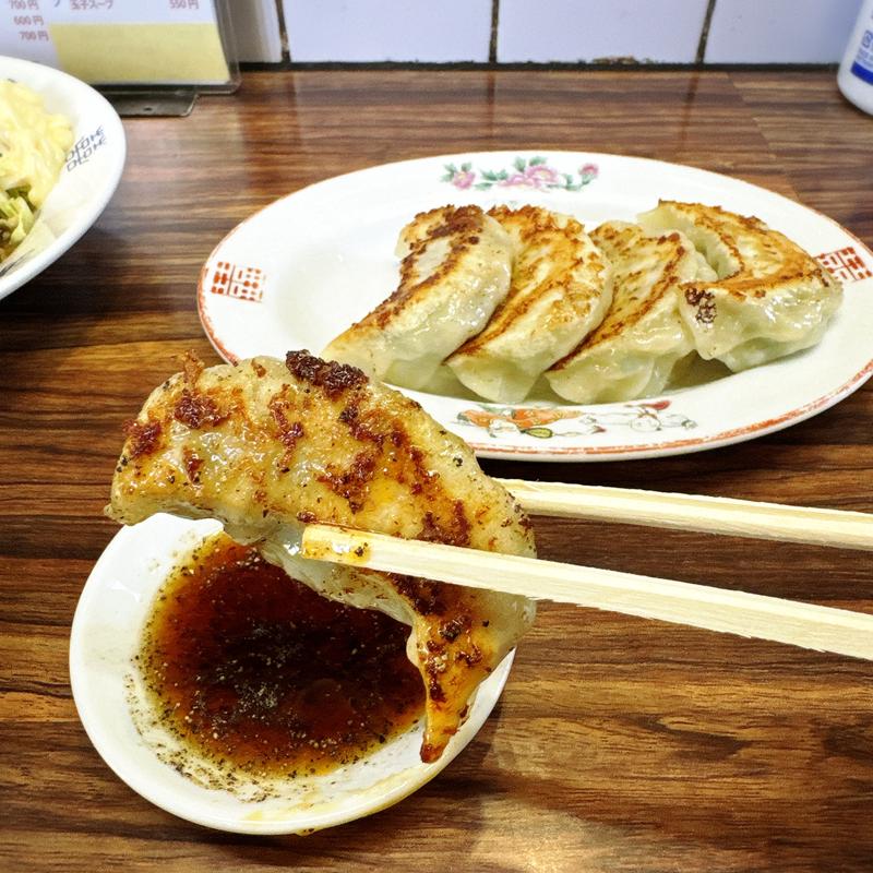 餃子(ひふみ亭)