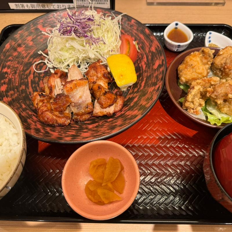 もろみチキン炭火焼定食　ミニ唐揚げ(大戸屋ごはん処 高田馬場駅前店)