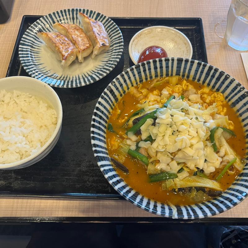 豚辛ラーメン セットB（チーズトッピング）(GYOZA OHSHO 阪神芦屋店)