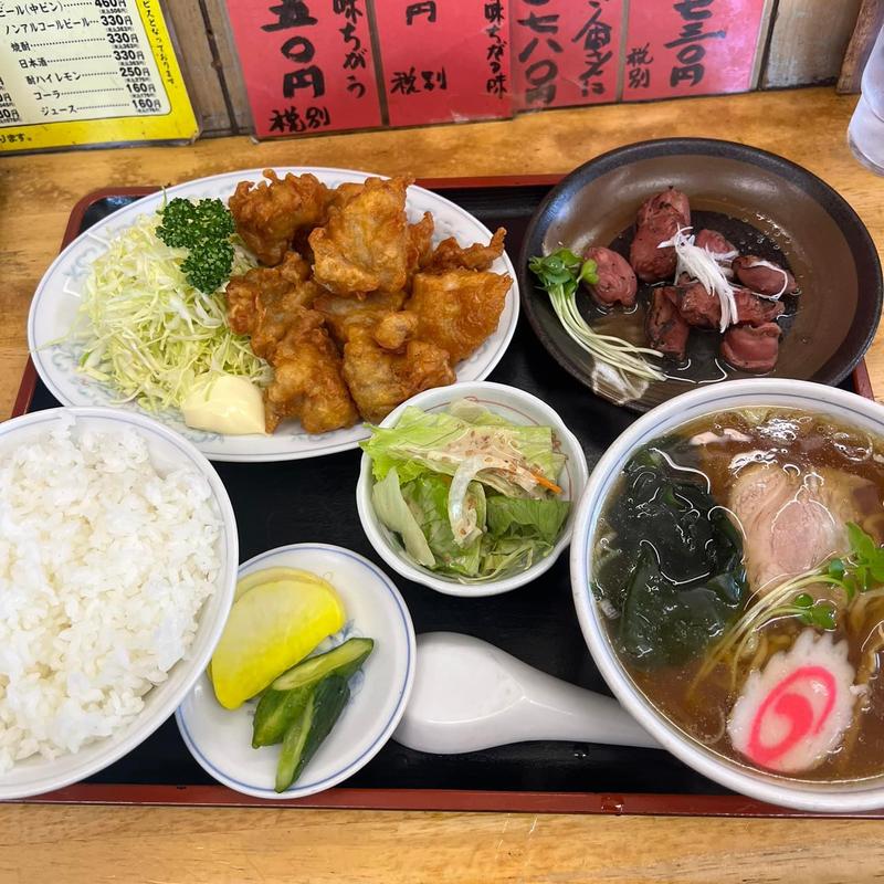 唐揚げセット(半ラーメン付き) 砂肝の塩焼き(ラー麺亭 万龍)