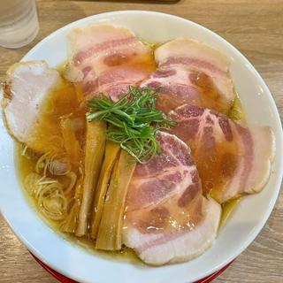 醤油ラーメン レアチャーシュー