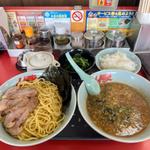 味噌チャーシューつけ麺　ライス　背脂変更(ラーメン山岡家 越谷レイクタウン店)