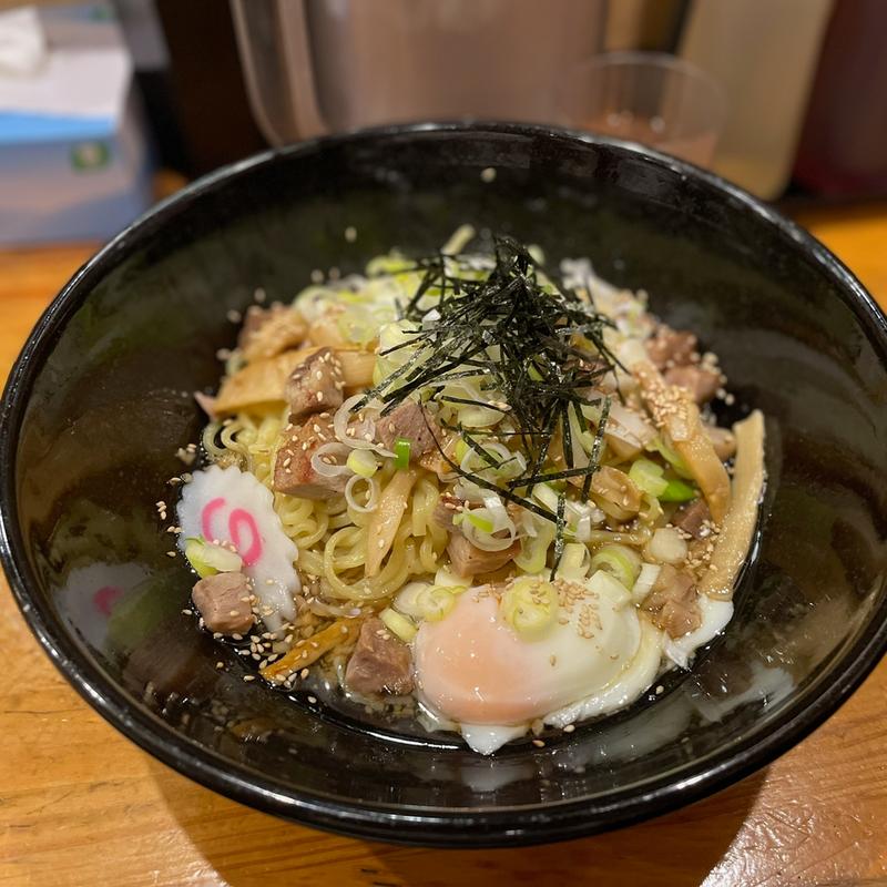 豚骨油そば大盛り＋やみつきトッピング(天下一油そば 立川店)