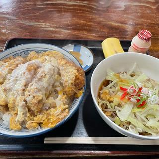 とりカツ丼