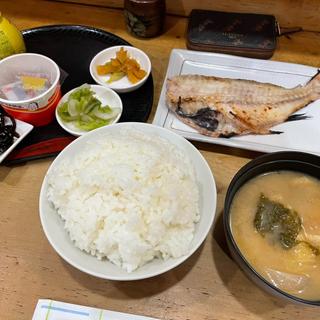 焼魚定食(もこちゃん)