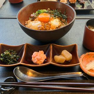 炭炙り親子丼