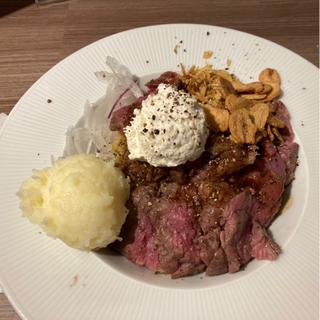 ステーキライスMサイズ　マッシュポテト(ステーキライスとカレーの店 センタービーフ西新宿店)