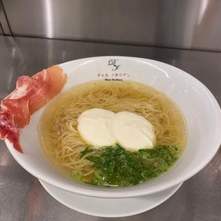 ラーメン(黄金の塩らぁ麺 ドゥエ イタリアン 渋谷)