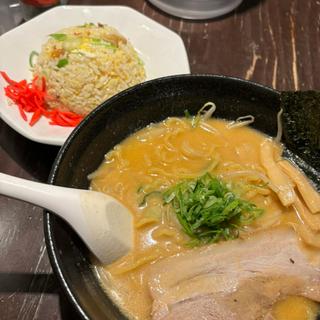 味噌ラーメン　チャーハンセット(らあめん がんてつ 札幌駅西口店)