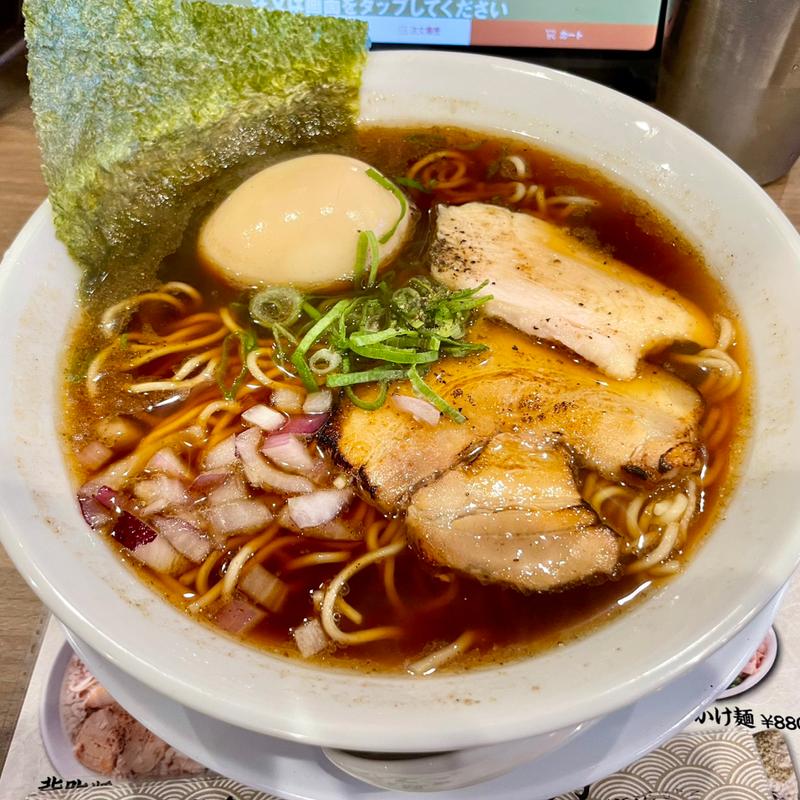 熟成しょうゆラーメン(らぁ麺 ひよこ)