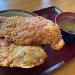 わらじカツ丼(道の駅あしがくぼ)