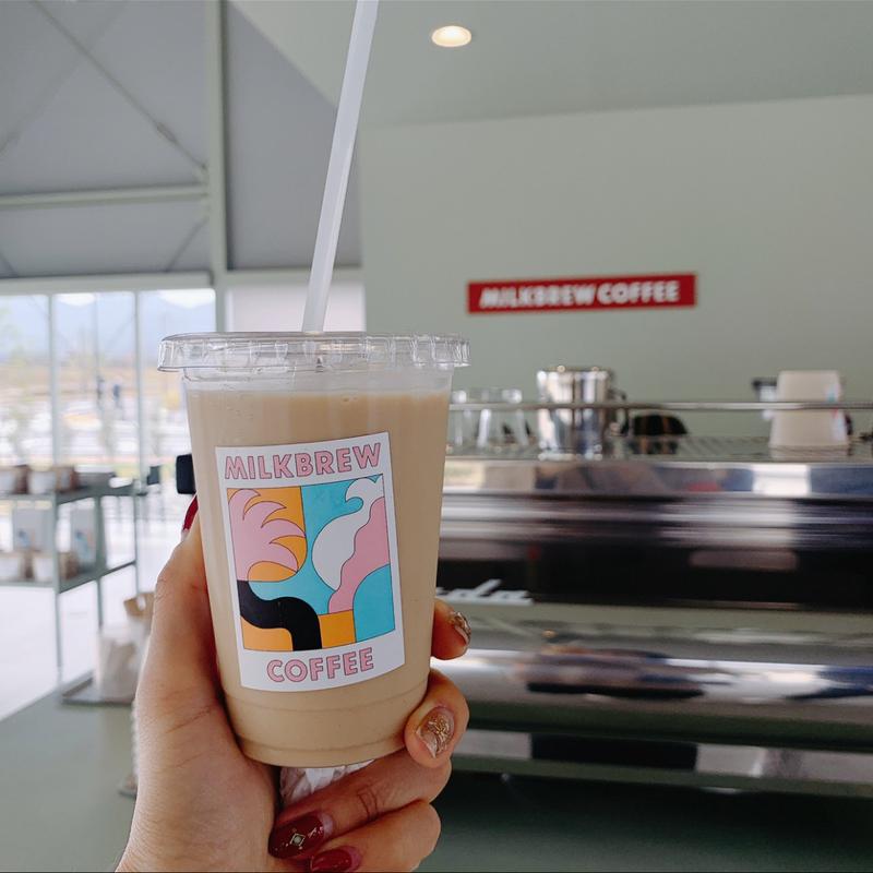 ミルクブリューコーヒー(MILKBREW COFFEE)