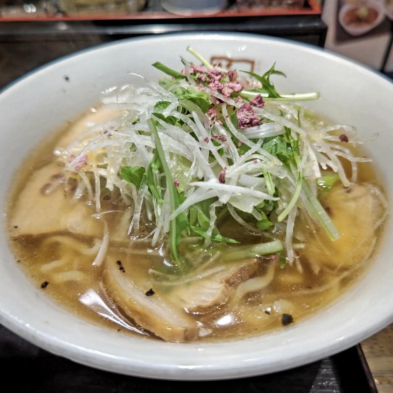 香ばし梅のしょう油ラーメン(喜多方ラーメン 坂内 石川町店)