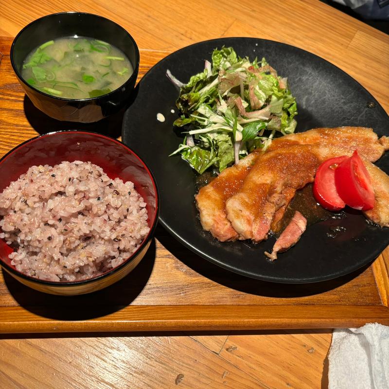 豚バラのしょうが焼き定食(ZERO STYLE)