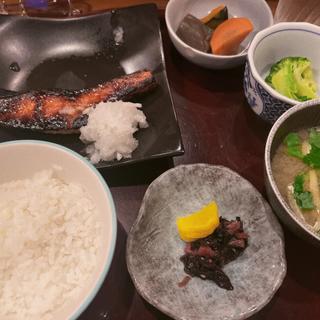 鮭西京焼き定食