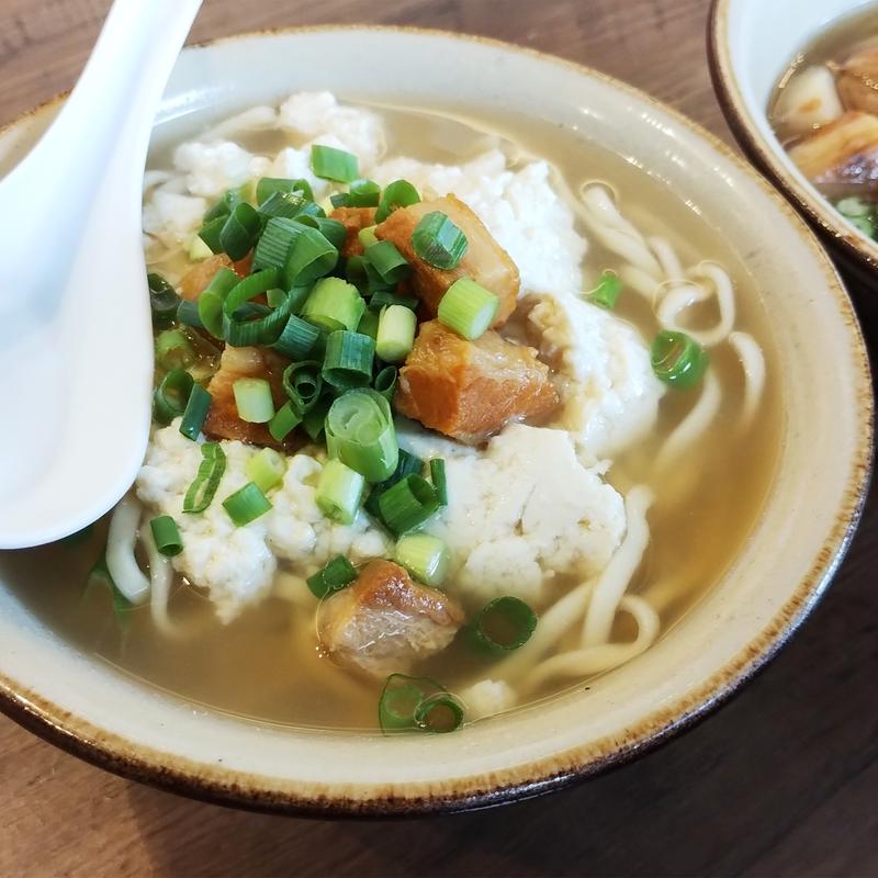 ゆし豆腐そば(菊鶴そば 博多駅店)