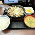 鉄板牛カルビ定食