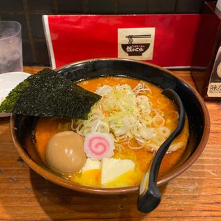 辛味噌ニンニクバターラーメン+味たまご(銀のくら 名古屋本店)
