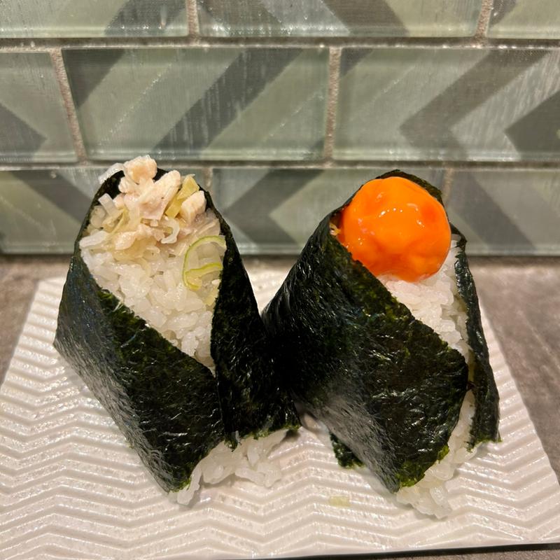 おにぎり　たまご＆ネギチャーシュー(Rahmen Eddie)
