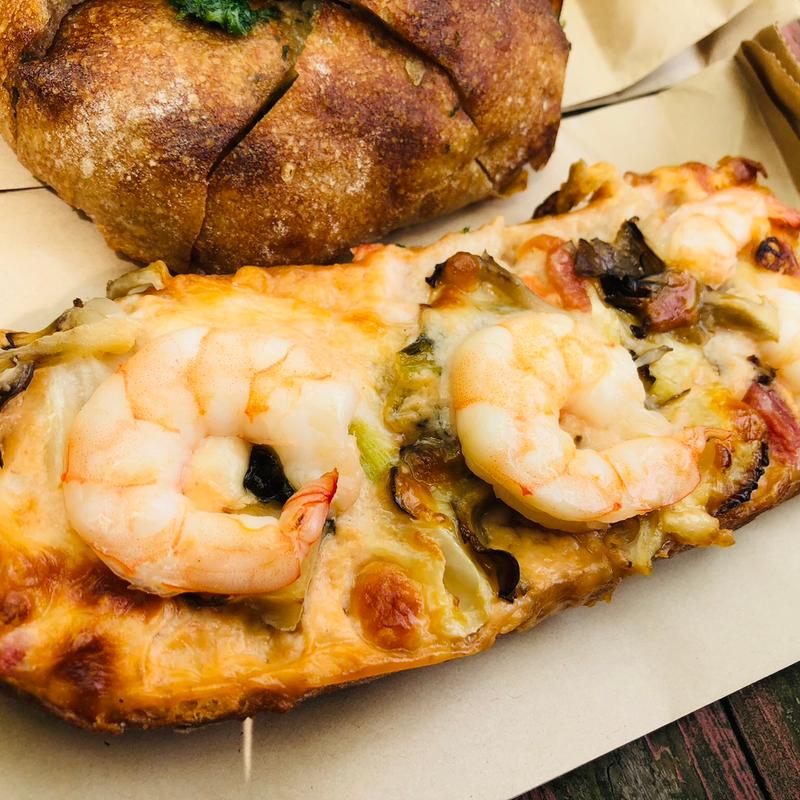 えびとまいたけのトマトクリーム(Panis)