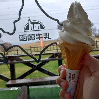 ソフトクリーム(函館牛乳 あいす118  )