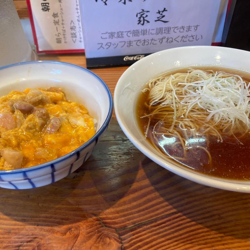 圓楽　かけそば+地鶏と濃厚卵の親子丼　木曜金曜限定(らーめん芝浜 )
