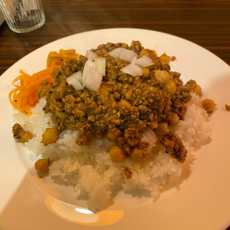 チャナキーマ(curry and rice ロールス)