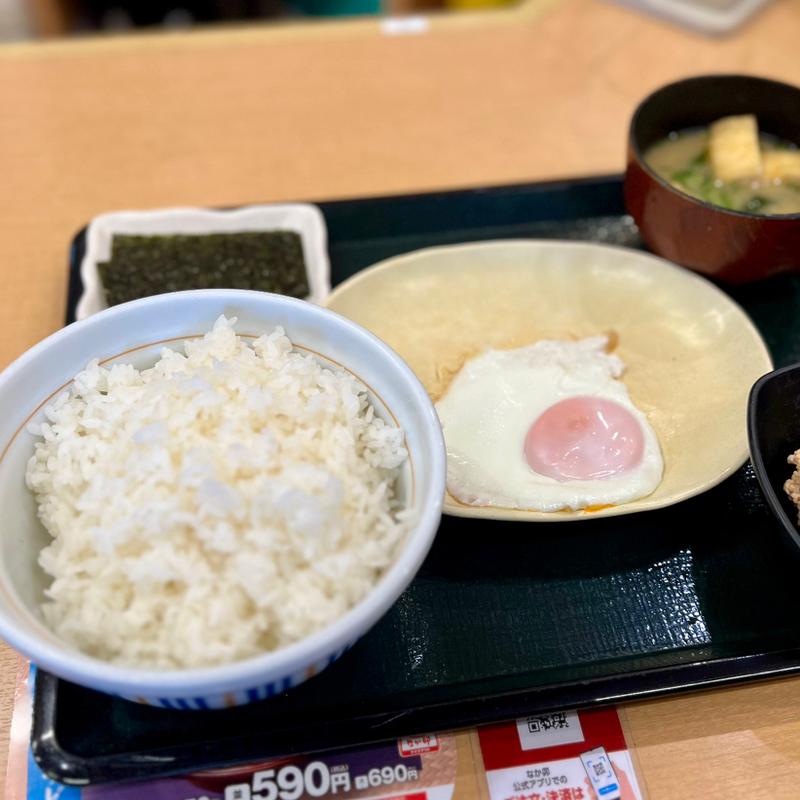 目玉焼き朝定食(なか卯 すすきの西店 )
