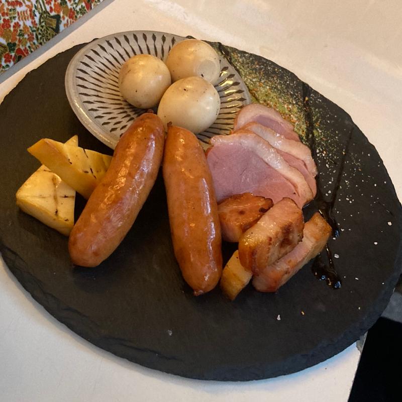 燻製盛り合わせ(屋台 けいじ)