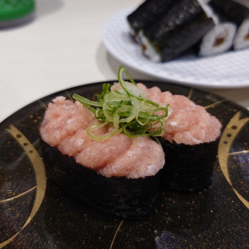 まぐろたたきぐんかん(魚べい 須賀川店)