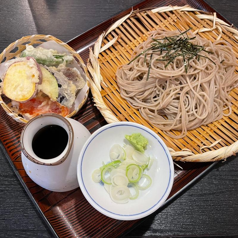 旬野菜天ぷらそば(狸囃)