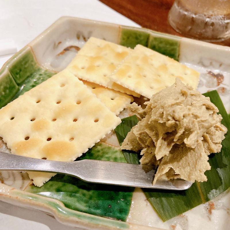 カニ味噌のパテとクラッカー(二毛作 )